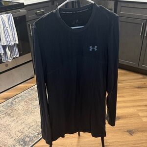 Under Armour Men's Dark Long Sleeve Tee